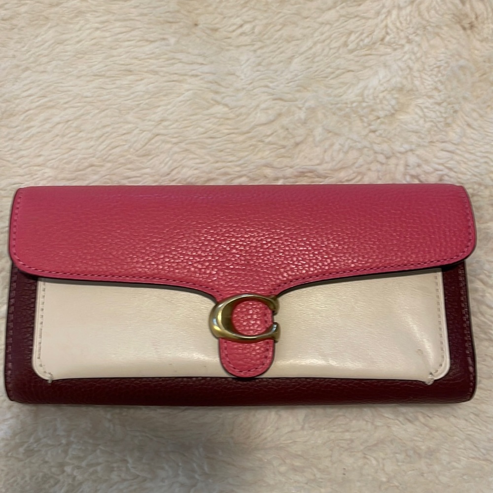 Gorgeous coach wallet
